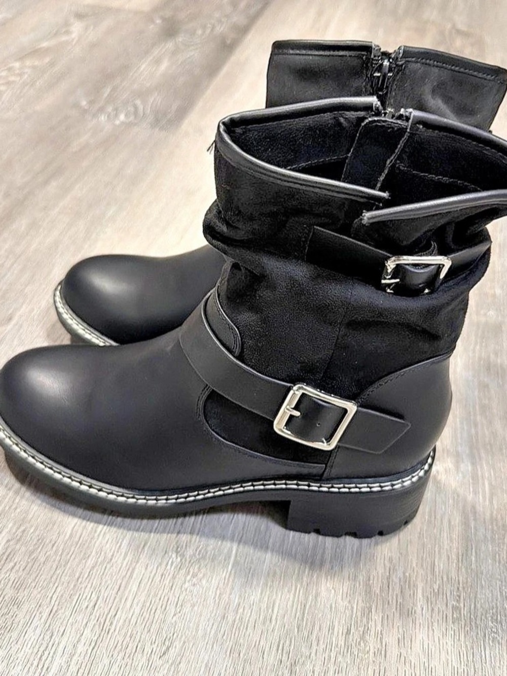 Ridin Women's Black Ankle Boots US 8.5 NWT